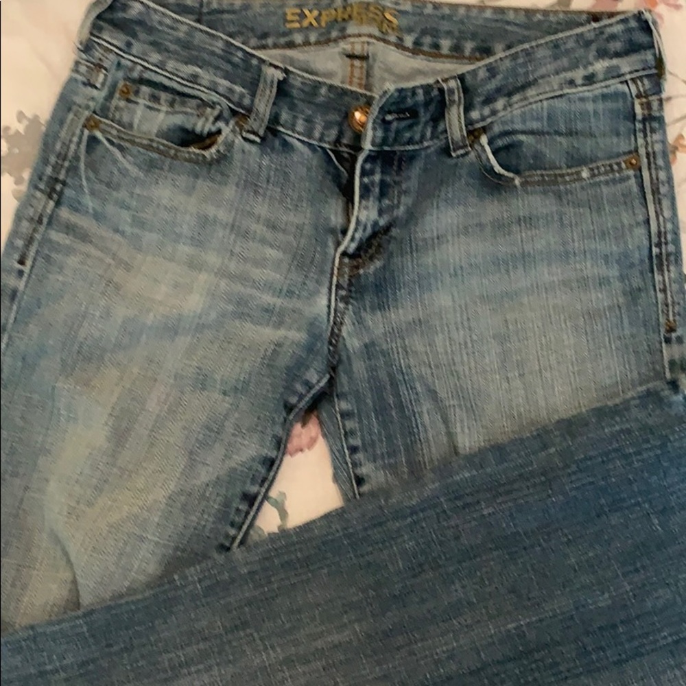 Express Jeans - Picture 2 of 3